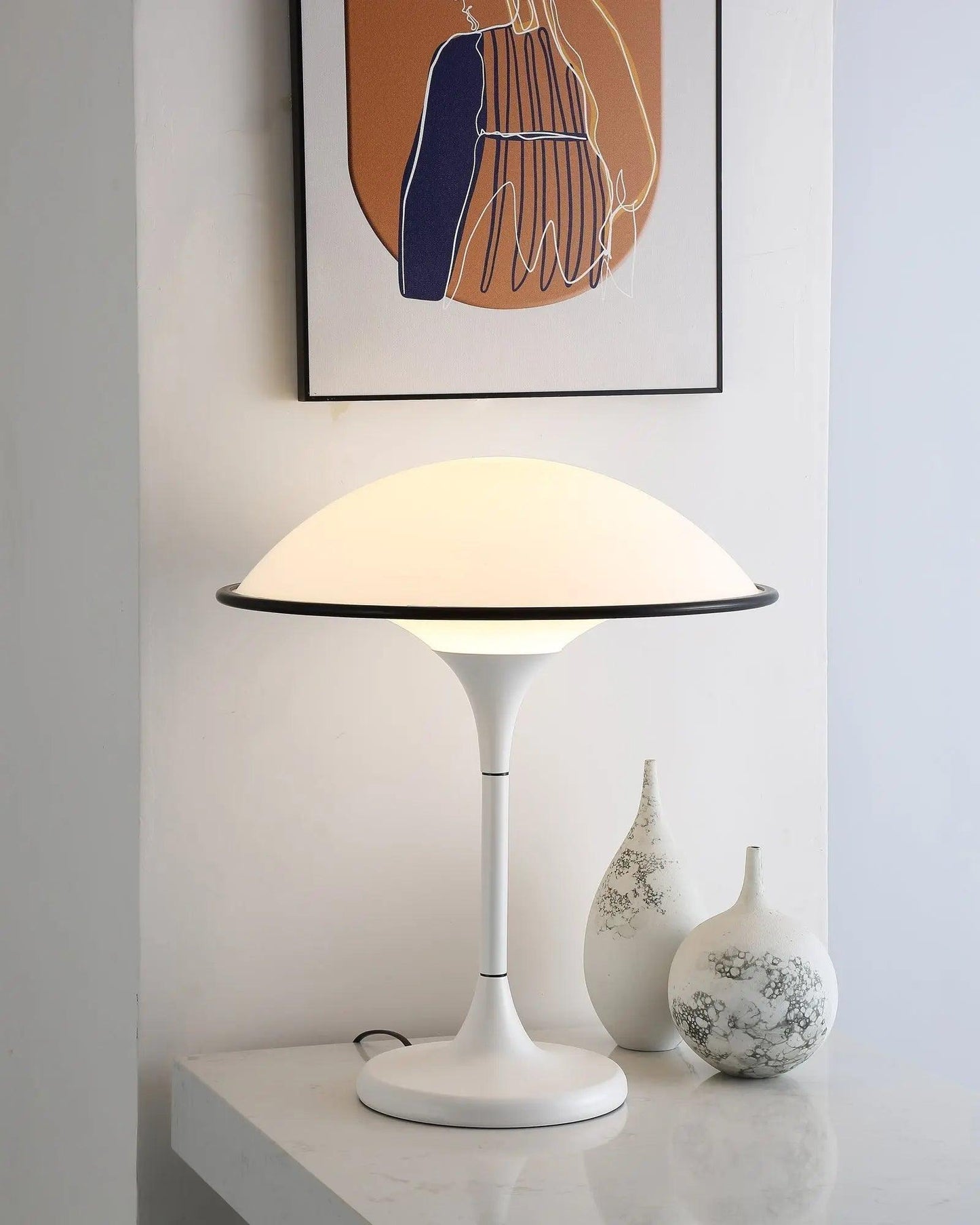 FontanaBeam - Elegant Scandinavian Table Lamp