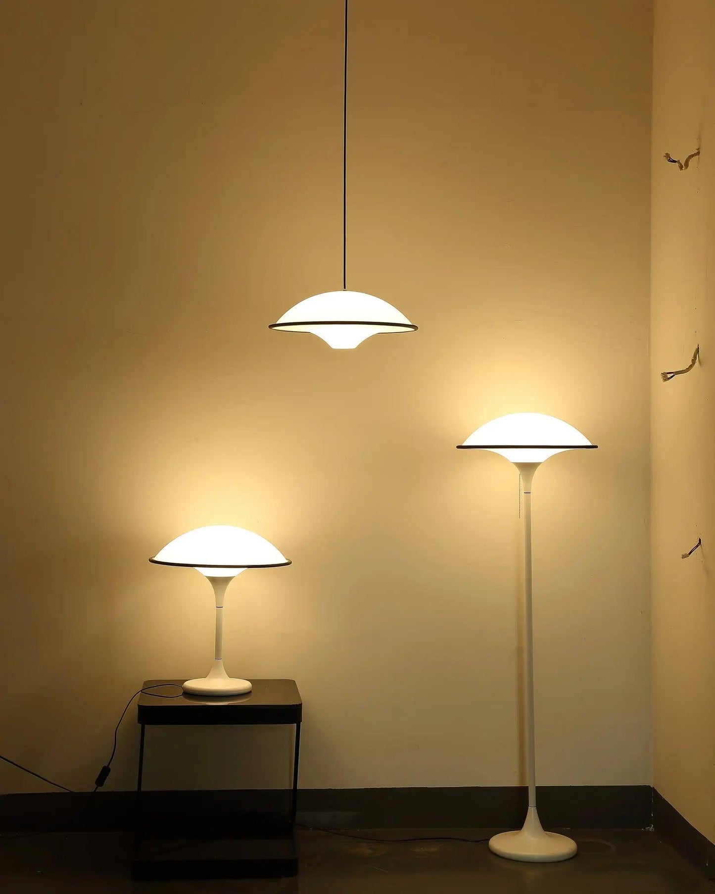 FontanaBeam - Elegant Scandinavian Table Lamp