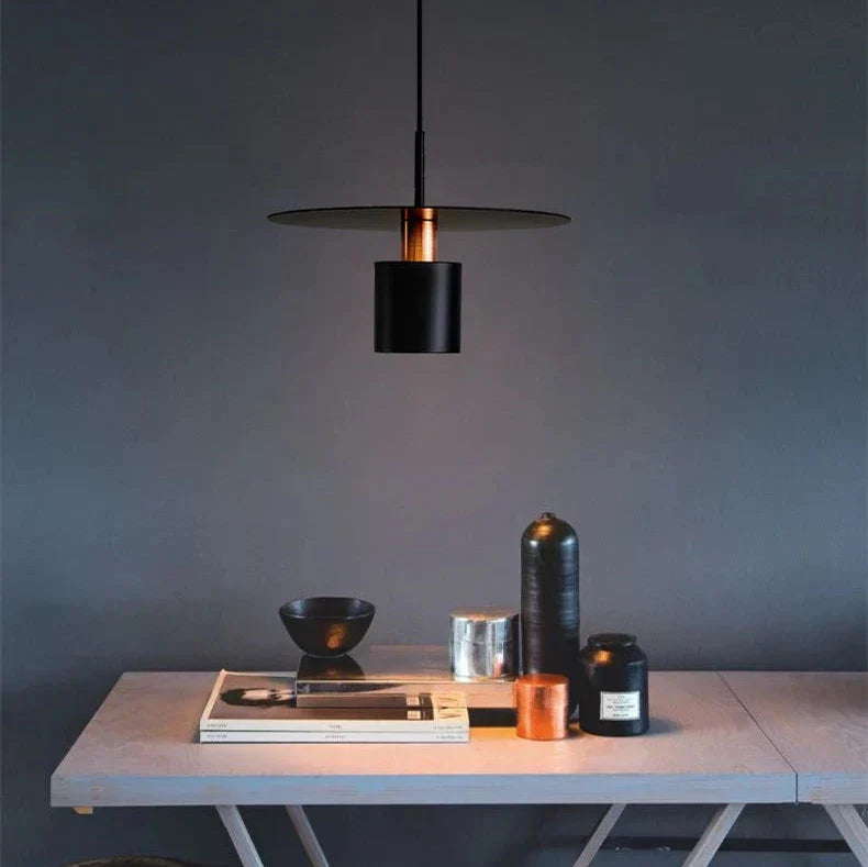 LinearGlow - Elegant Suspension Light