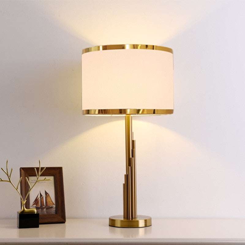 BeamLux – Stylish Desk Lamp with a Touch of Modern Luxury