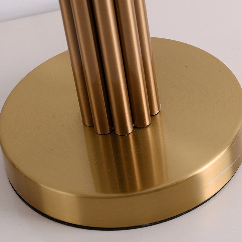 BeamLux – Stylish Desk Lamp with a Touch of Modern Luxury