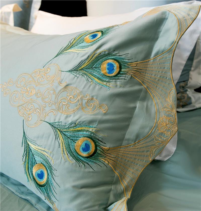 LuxeFeathers – Luxurious Egyptian Cotton Duvet Set with Teal and Peacock Pattern
