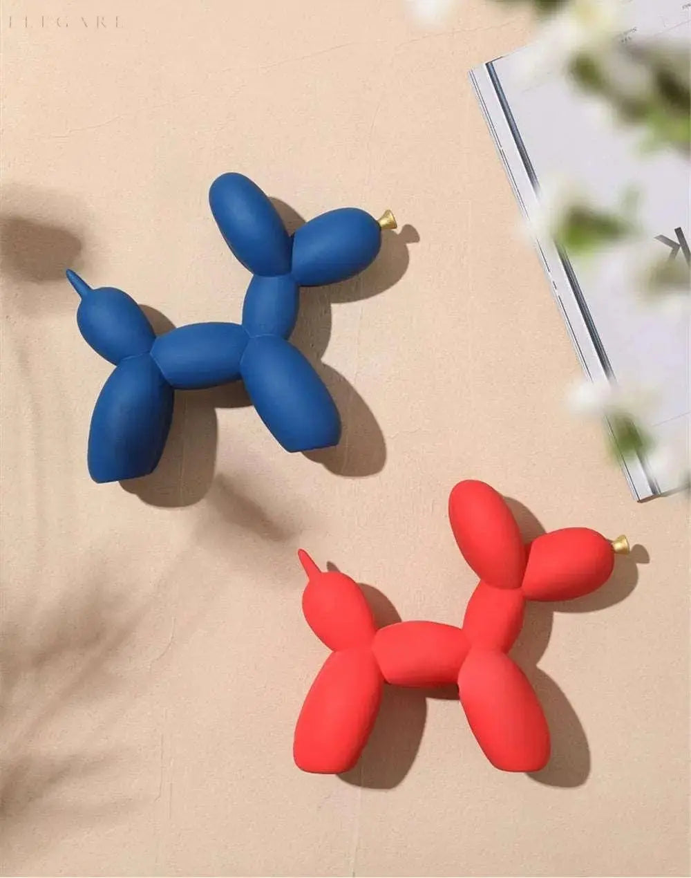 PuffGlow - Golden Snout Balloon Sculpture
