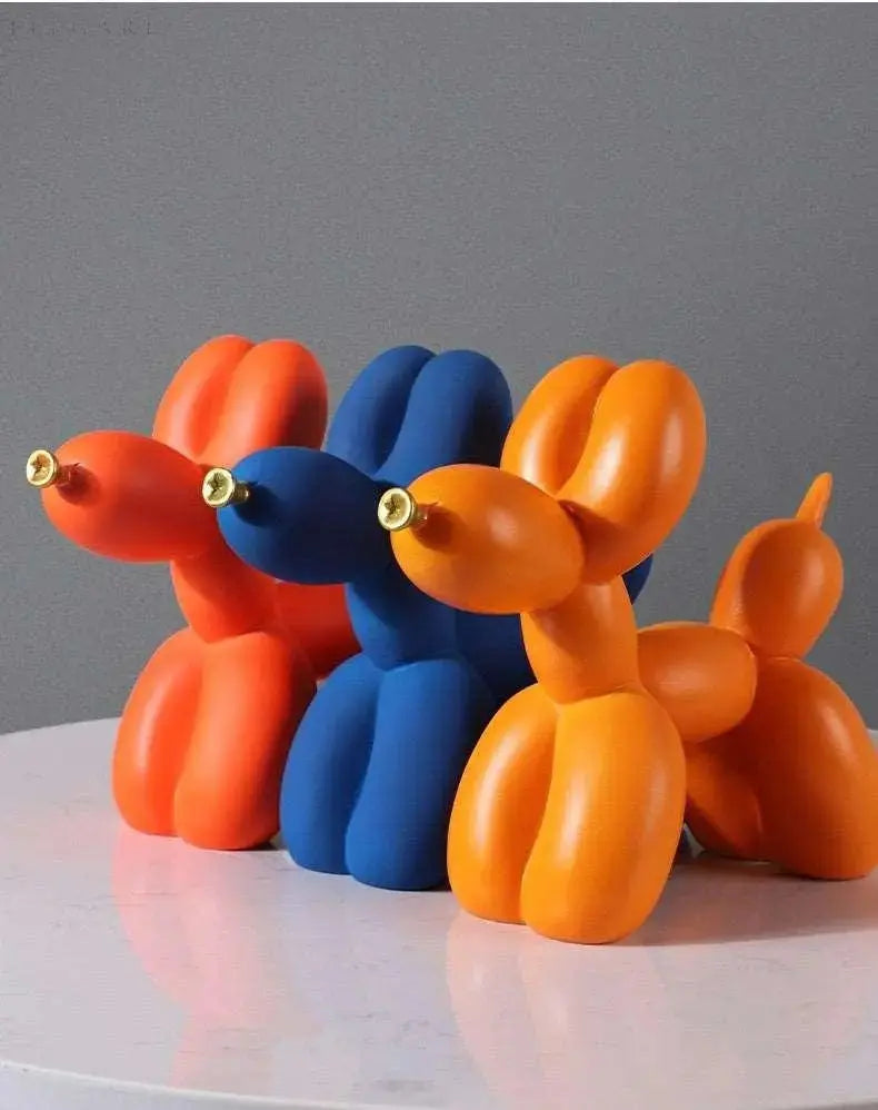 PuffGlow - Golden Snout Balloon Sculpture