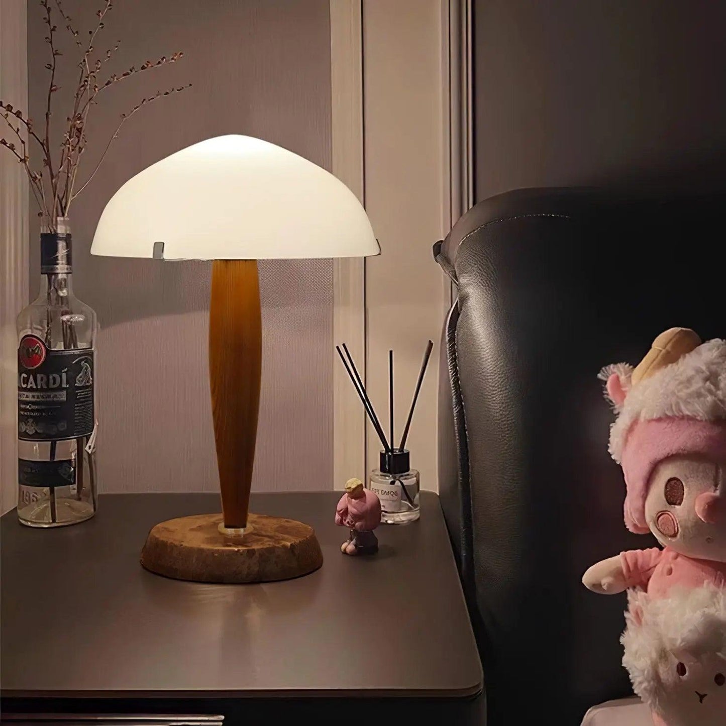 NordicHerman - Sleek and Stylish Table Lamp