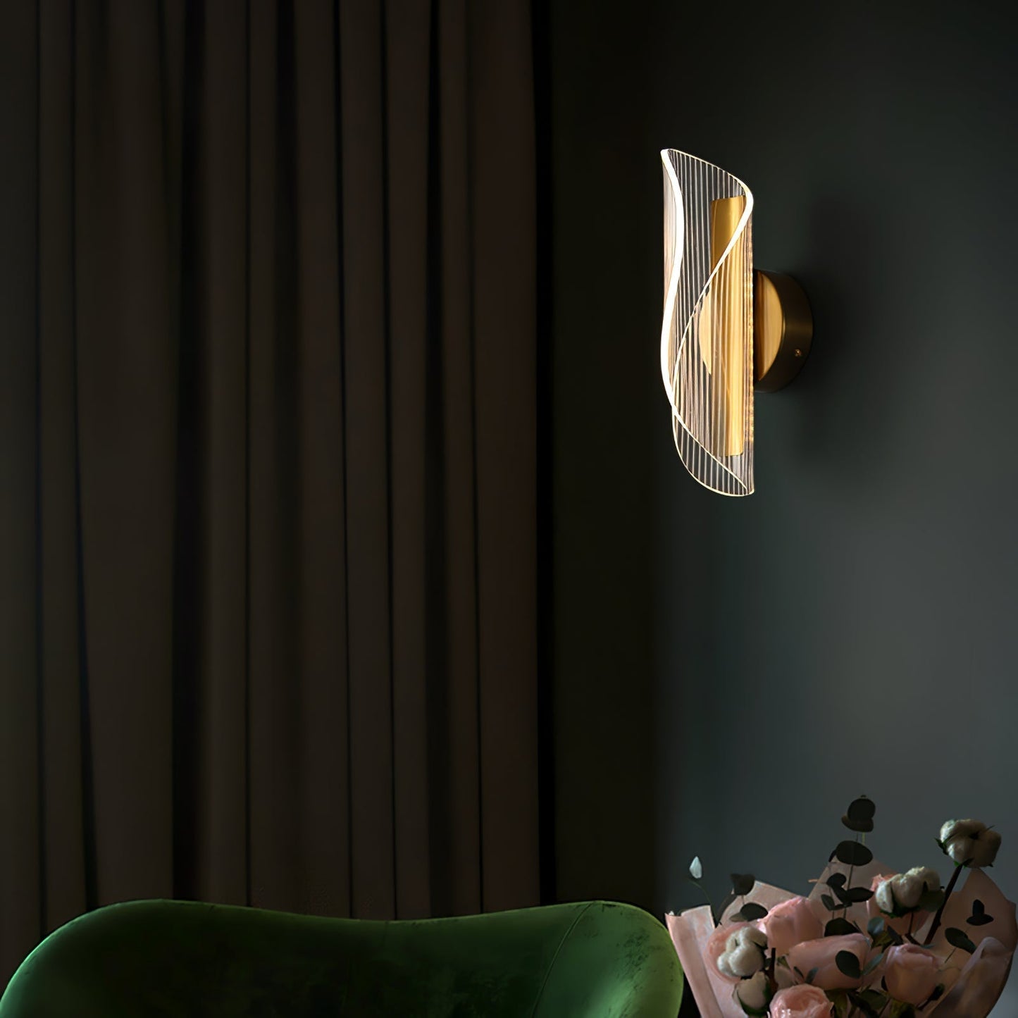 CrystalAura – Applique a cristallo scintillante per un tocco glamour