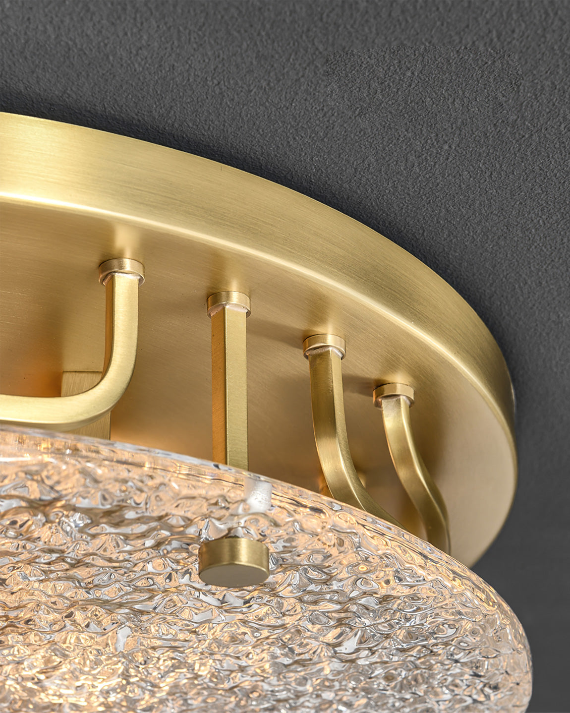LuxeHaven - Ceiling Lamp with Clean Lines and Cozy Atmosphere