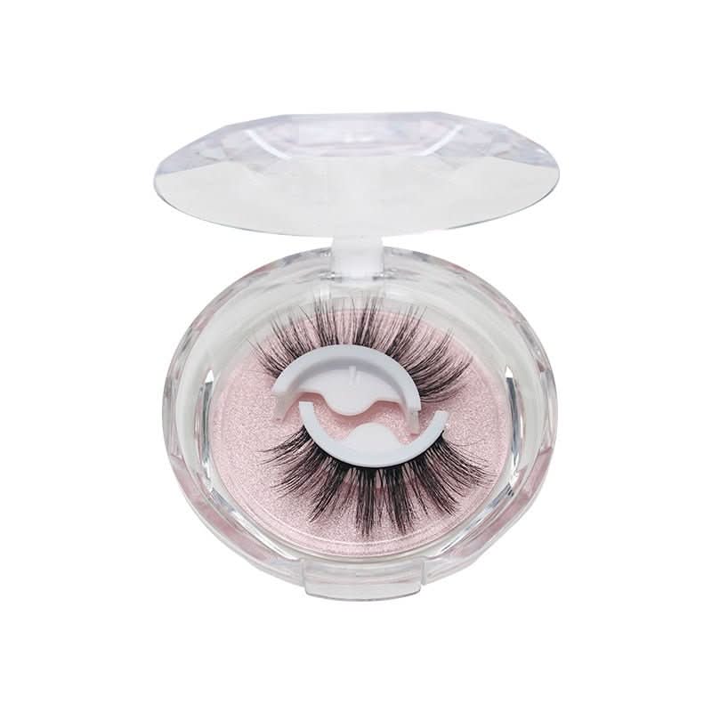 LashPerfect – Reusable self-adhesive lashes for dramatic moments 10