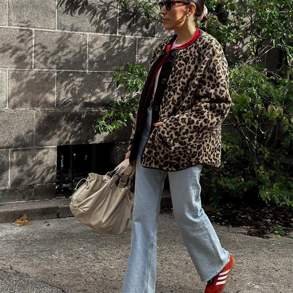 Leah | Leopard print O-neck jacket 1