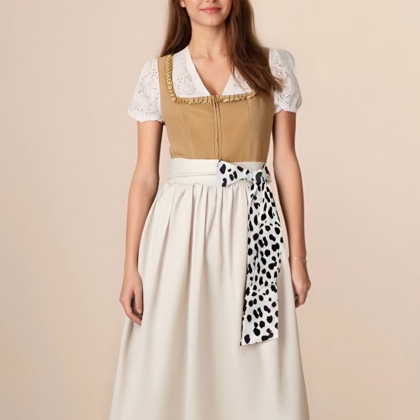 Leopard-print dirndl in khaki – Oktoberfest | A wild statement in modern traditional style 0