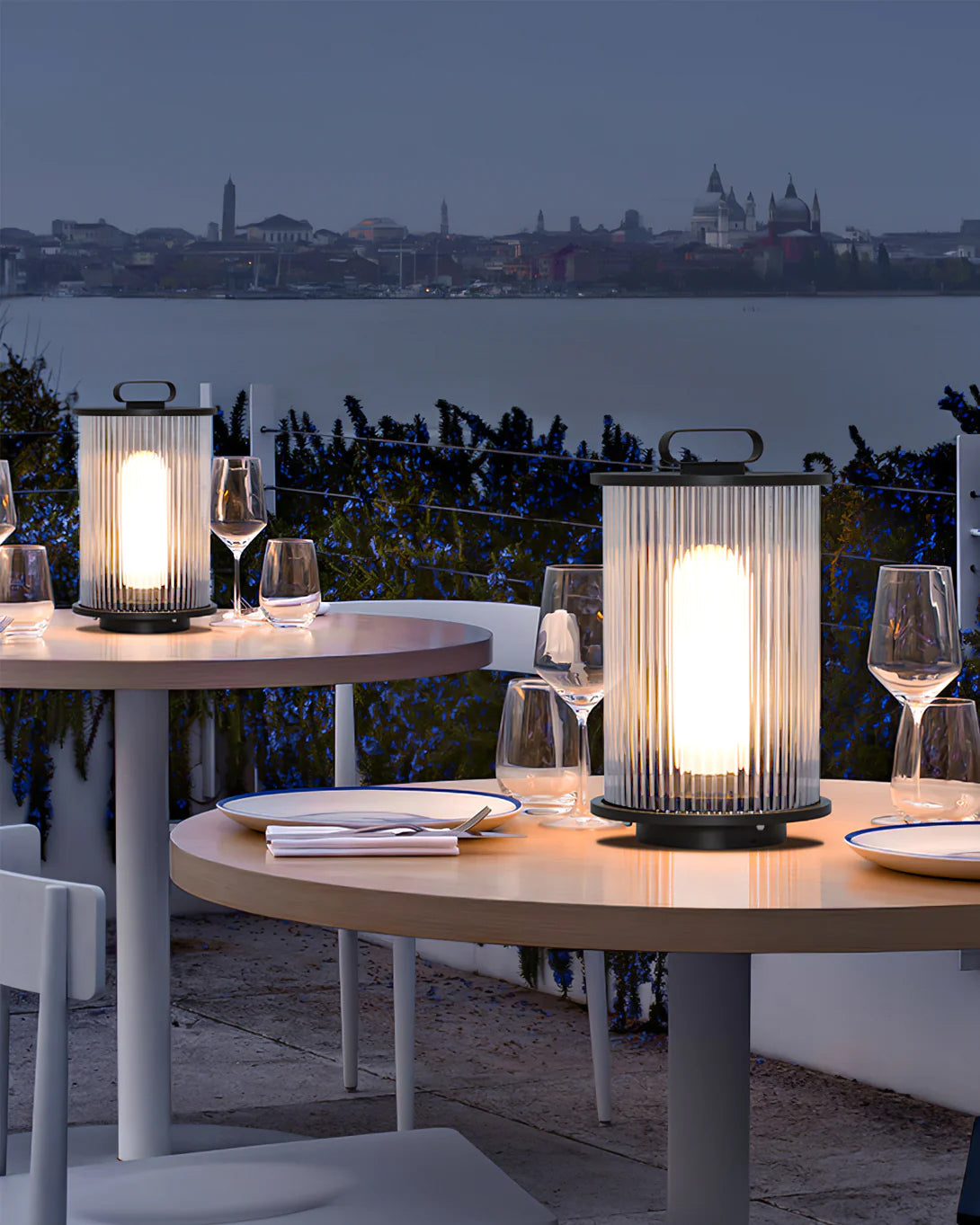 GlowSphere – Elegant Glass and Stainless Steel Garden Lamp