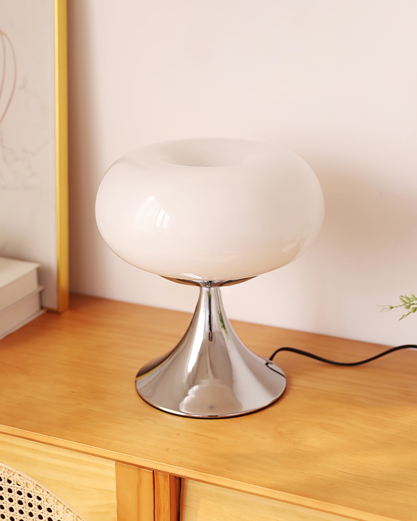 ColorPop – Contemporary Glass and Metal Lamp