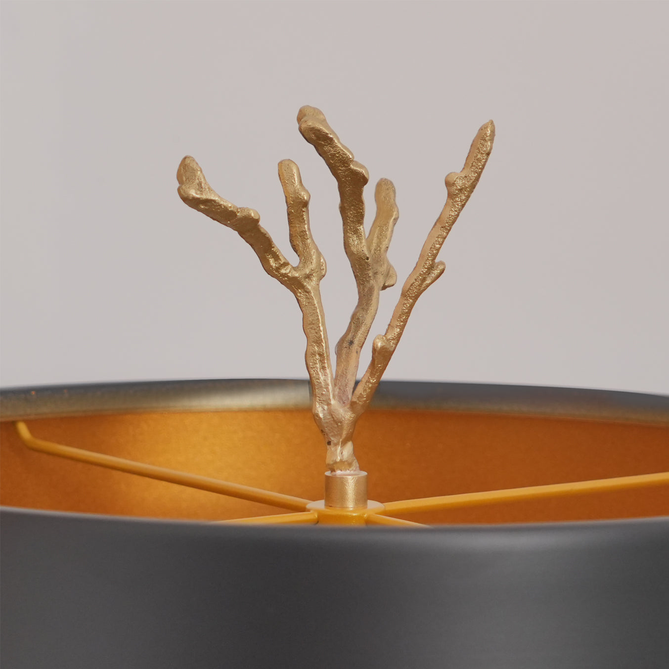 LoraLuxe - Stone Desk Lamp
