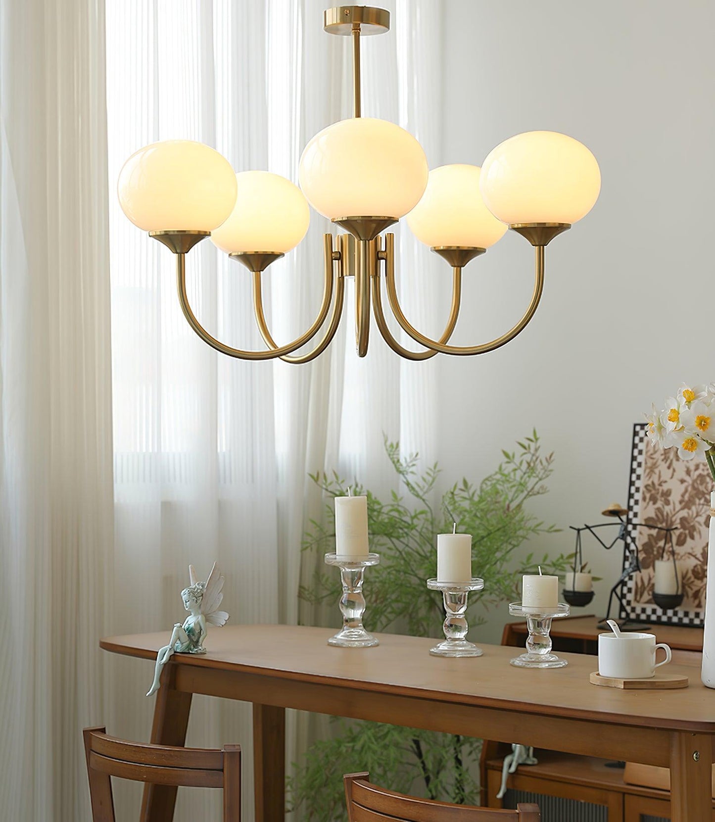 CloudBloom - Chic Marshmallow Light Fixture