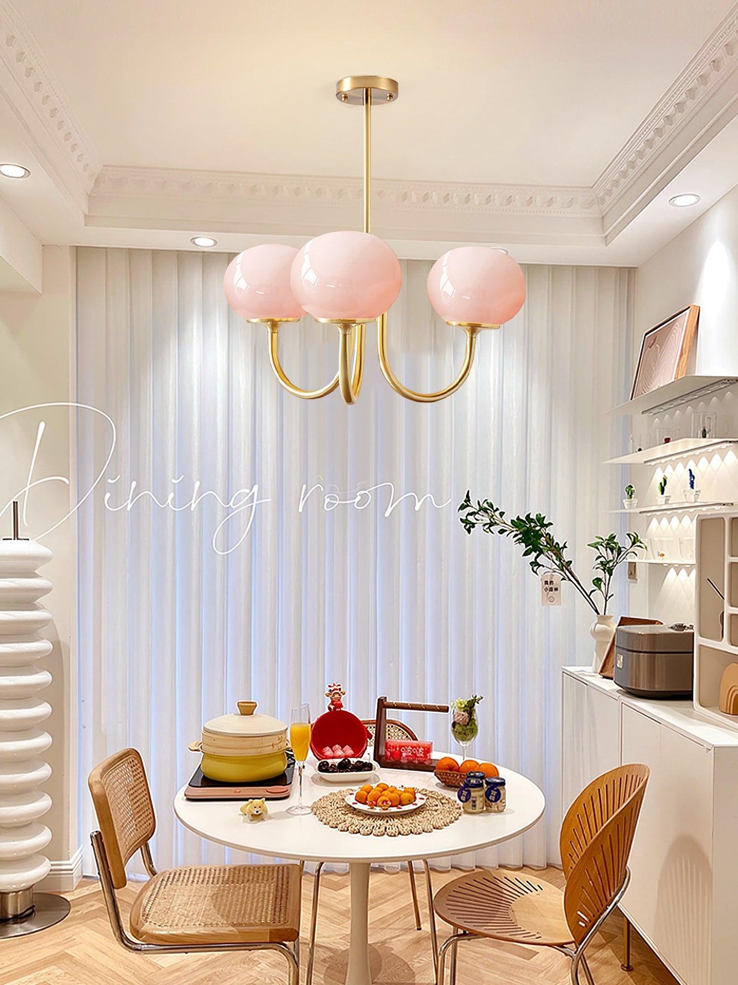 CloudBloom - Chic Marshmallow Light Fixture