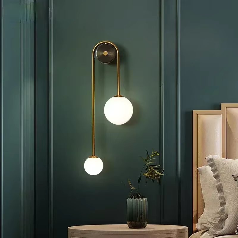 MinimalHalo - Elegant Wall Light
