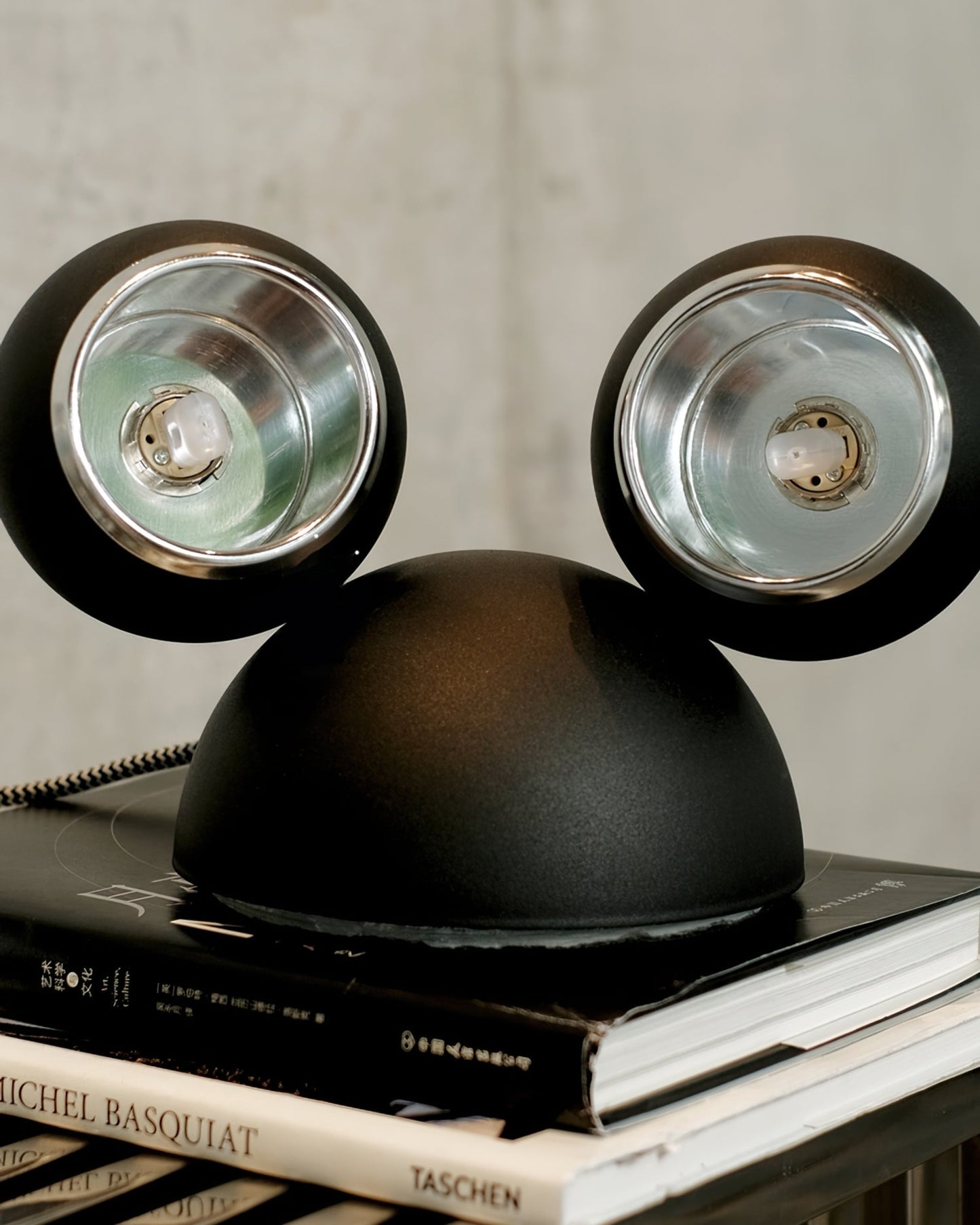 MickeySphere - Elegant Table Lamp