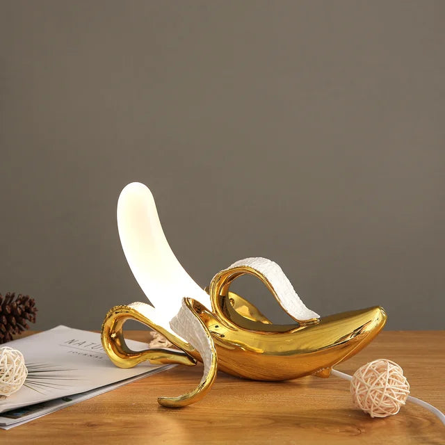 BananaBeam – Modern Banana Light Fixture