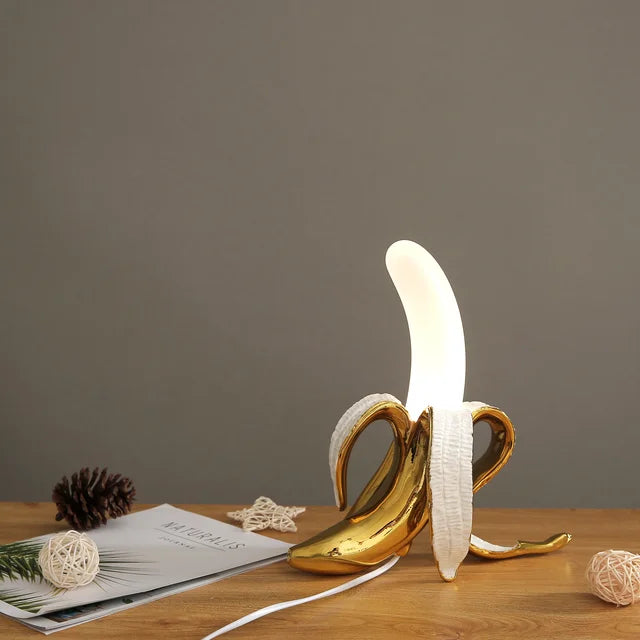 BananaBeam – Modern Banana Light Fixture