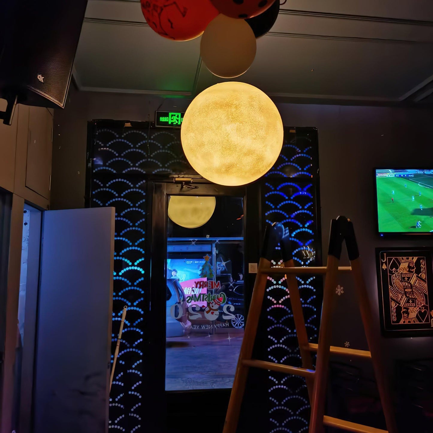 SilverMoon - Bright Pendant Light