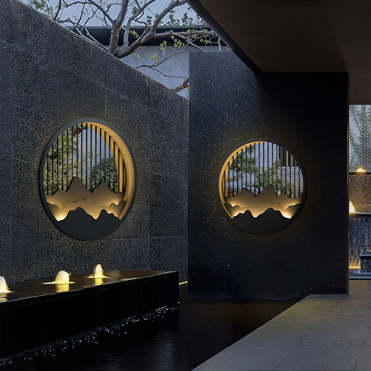 SummitGlow – Lámpara de Pared Exterior Elegante