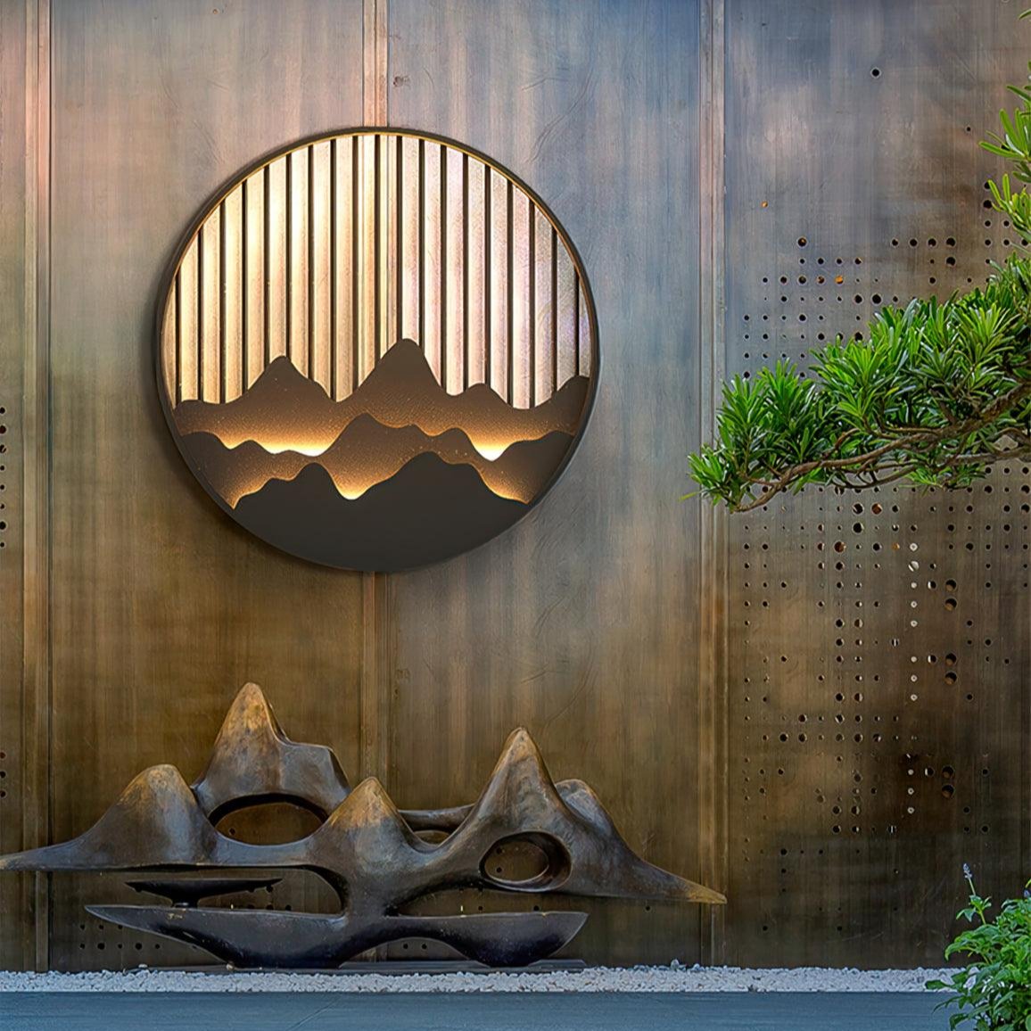 SummitGlow – Lámpara de Pared Exterior Elegante