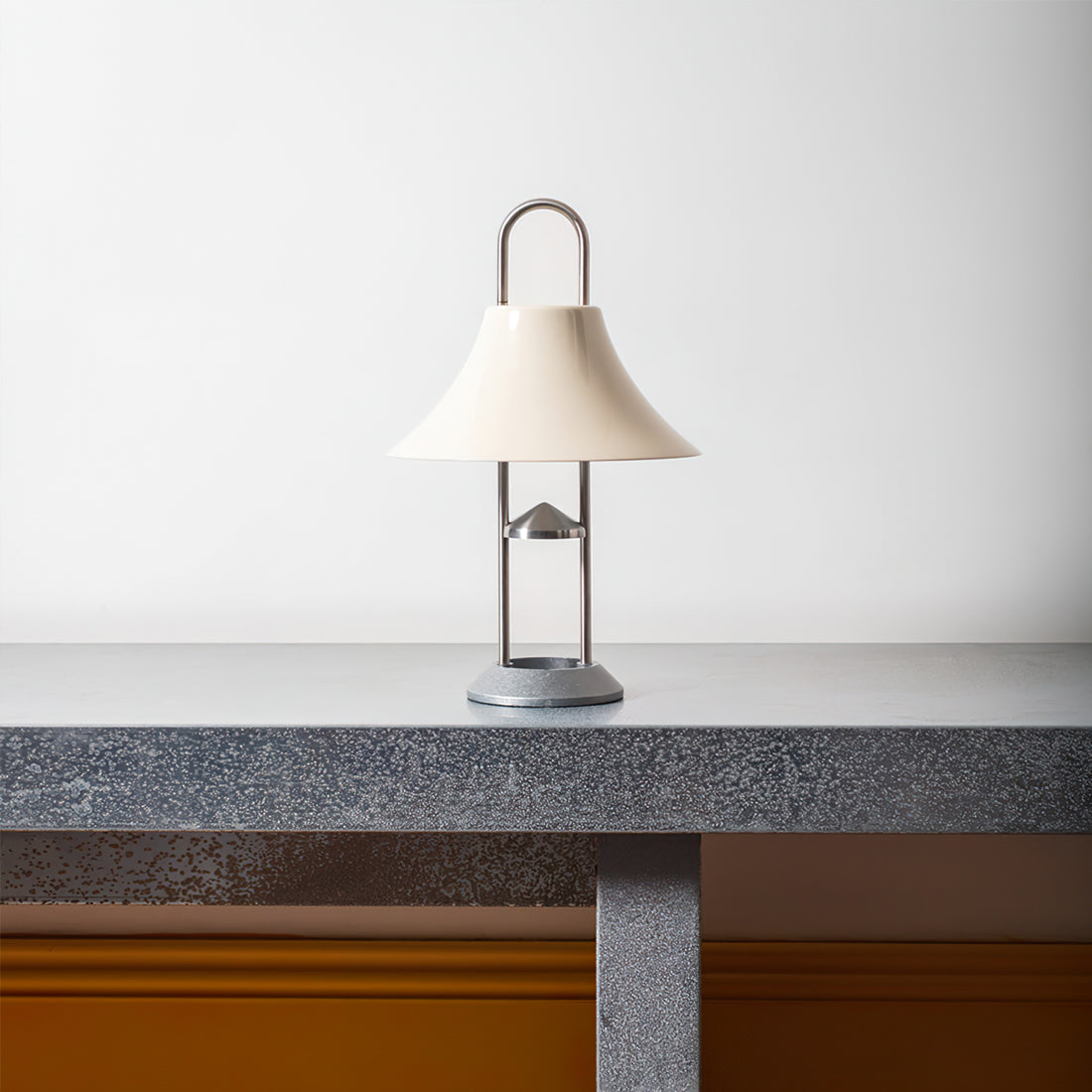 GlowCarry – Multifunctional LED Lamp with Hanging Feature