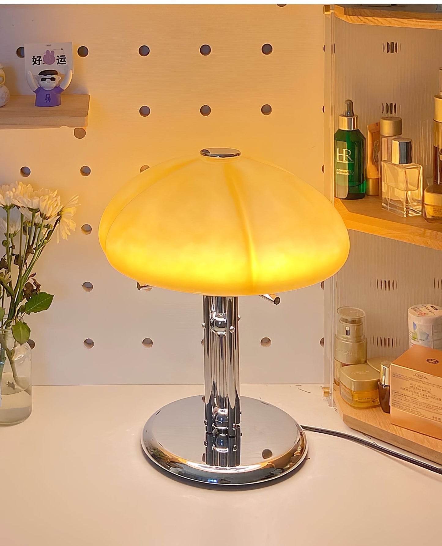 GlowMushroom - Bauhaus-Inspired Table Light