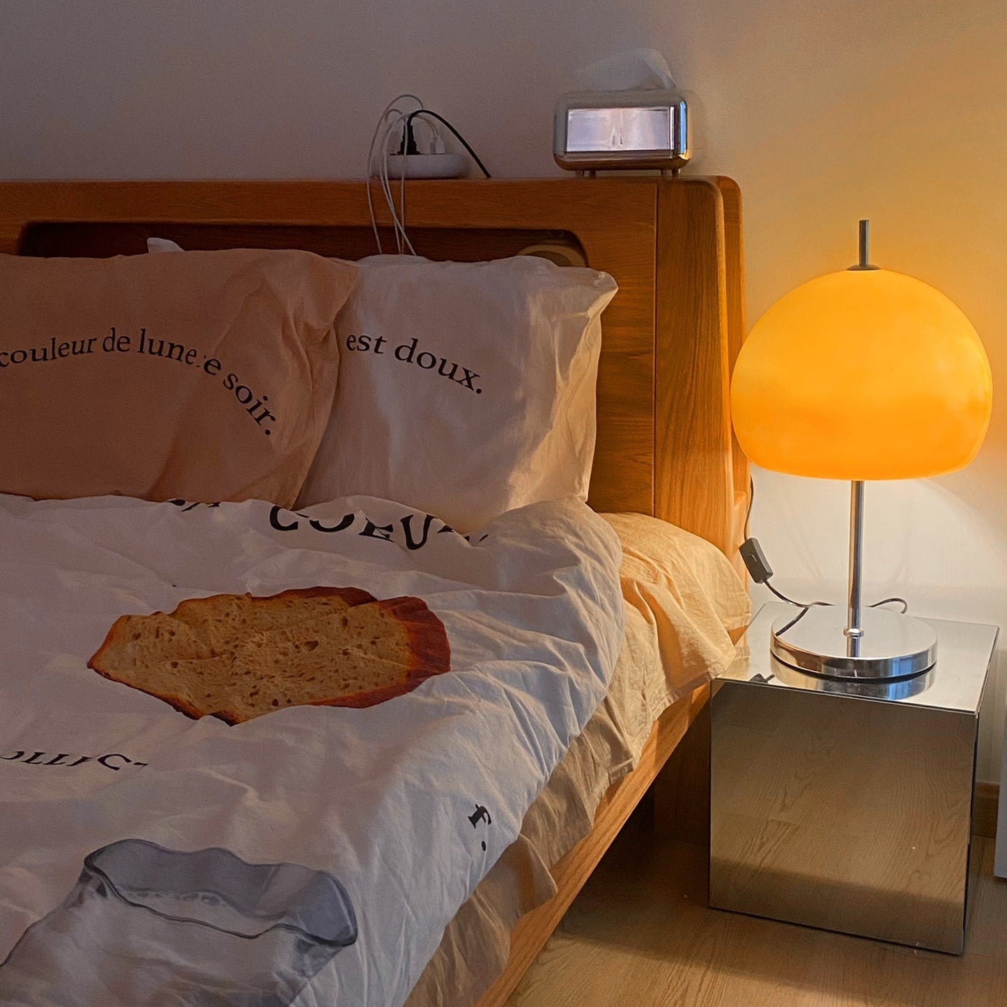 TerraGlow - Mushroom Shaped Lamp