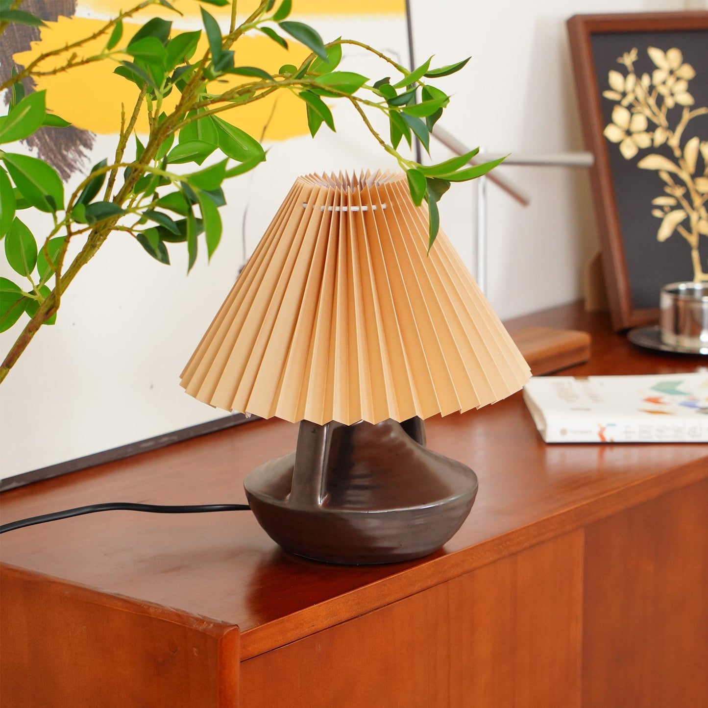 GentleNavia - Table Lamp with Elegant Pleated Shade and Soft Glow