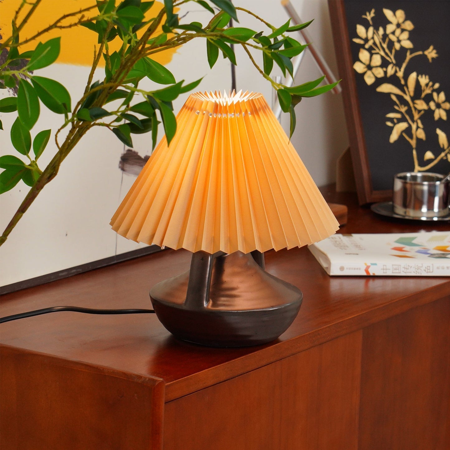 GentleNavia - Table Lamp with Elegant Pleated Shade and Soft Glow