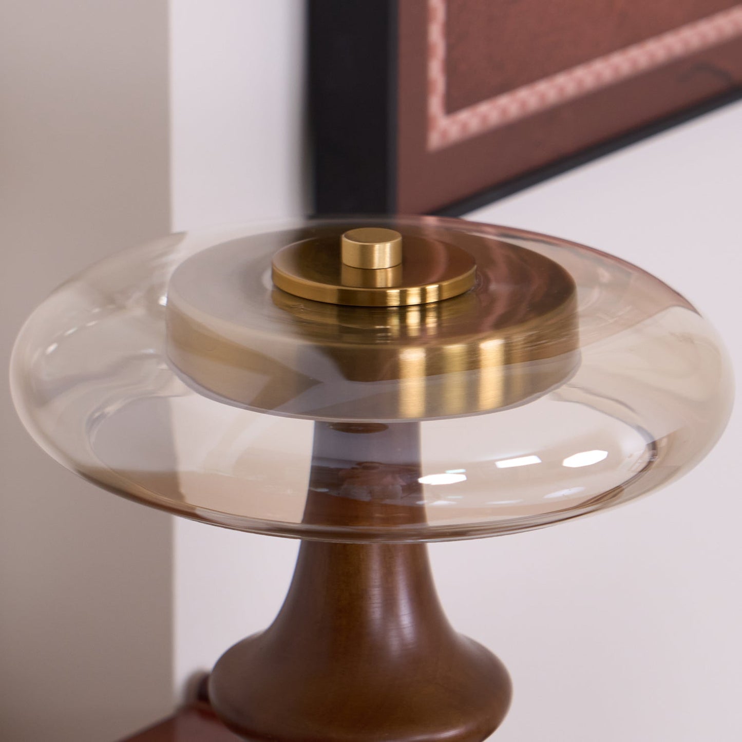 GlowSphere – Lampada d'accento moderna in ambra e fumo