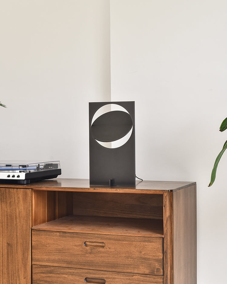 SleekShine - Minimalistische Tafel Lamp met LED Verlichting