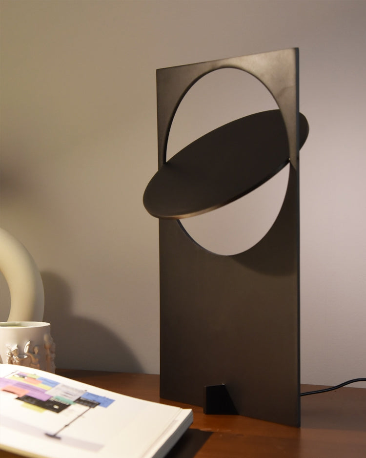 SleekShine - Minimalistische Tafel Lamp met LED Verlichting