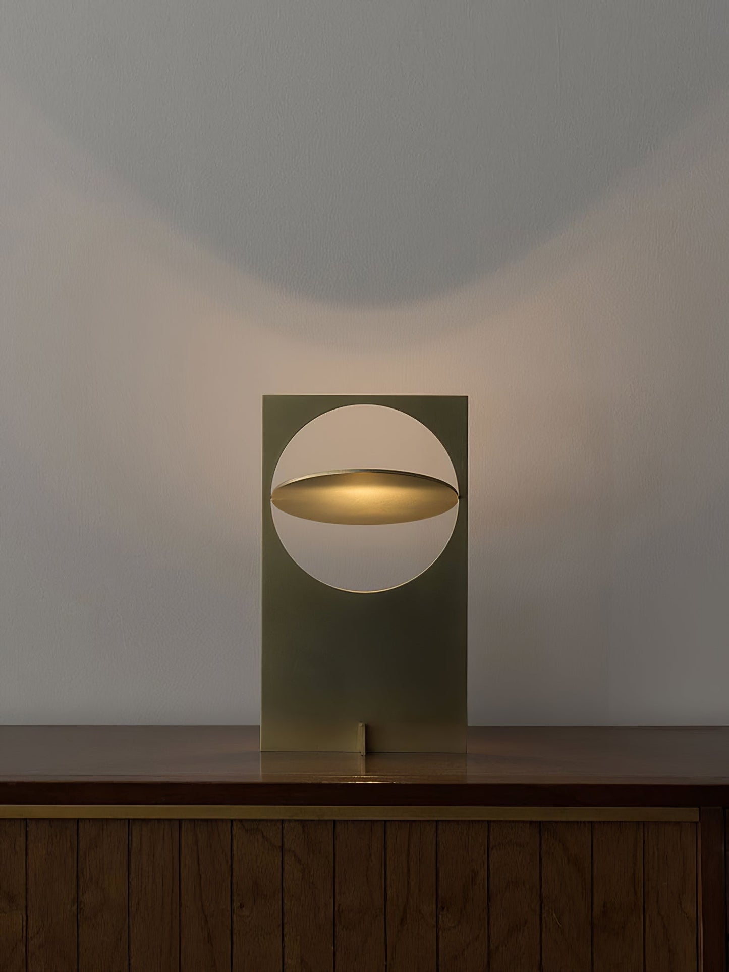 SleekShine - Minimalistische Tafel Lamp met LED Verlichting
