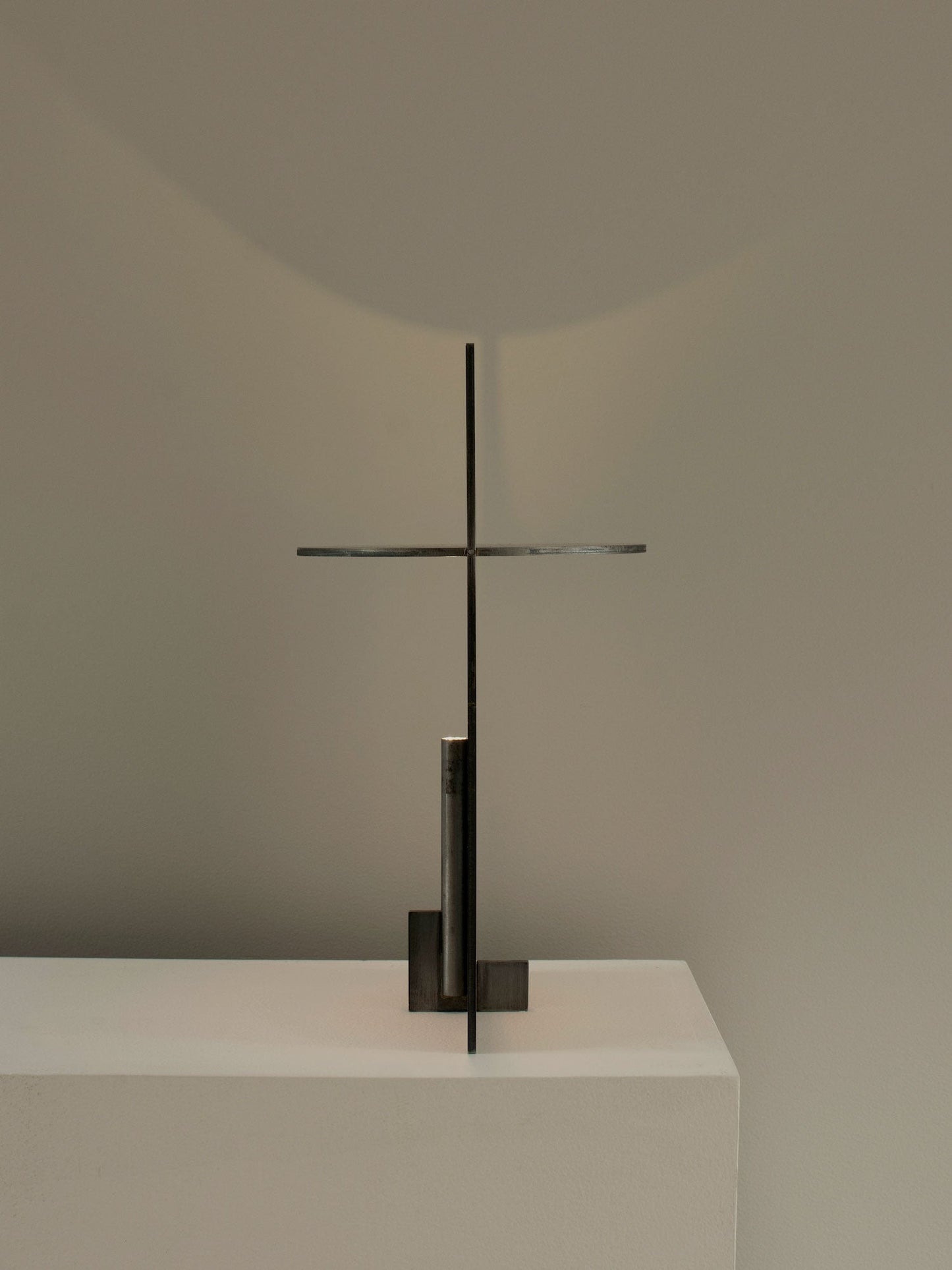 SleekShine - Minimalistische Tafel Lamp met LED Verlichting