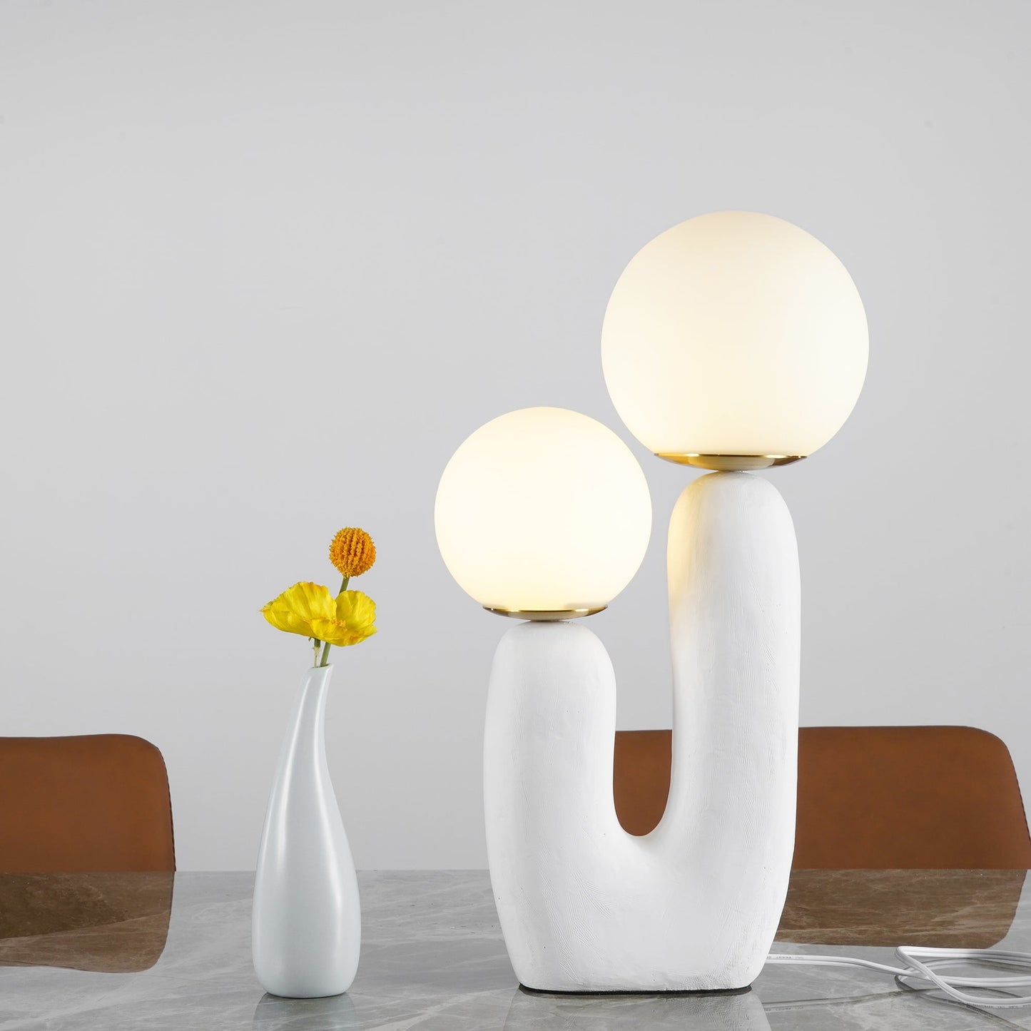 ClearLume – Sleek Glass and Resin Table Lamp