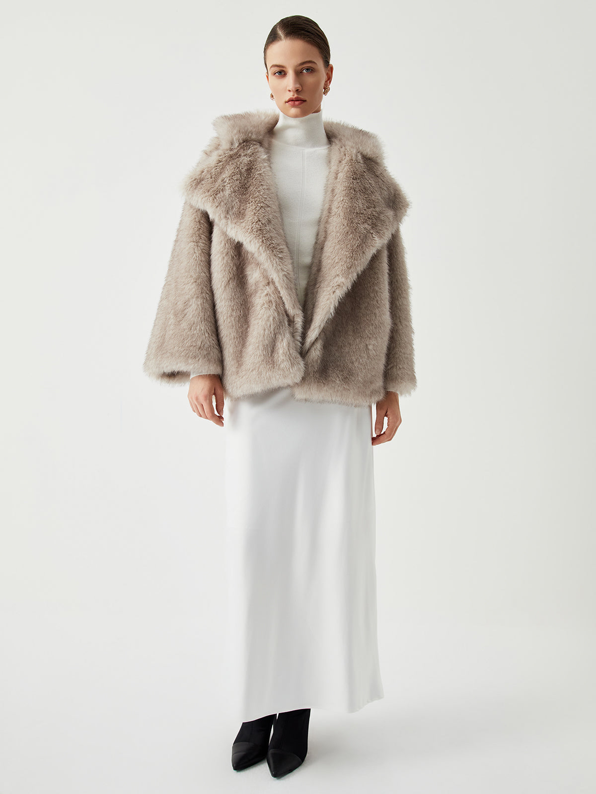 Oversized Collared Faux Fur Coat 6