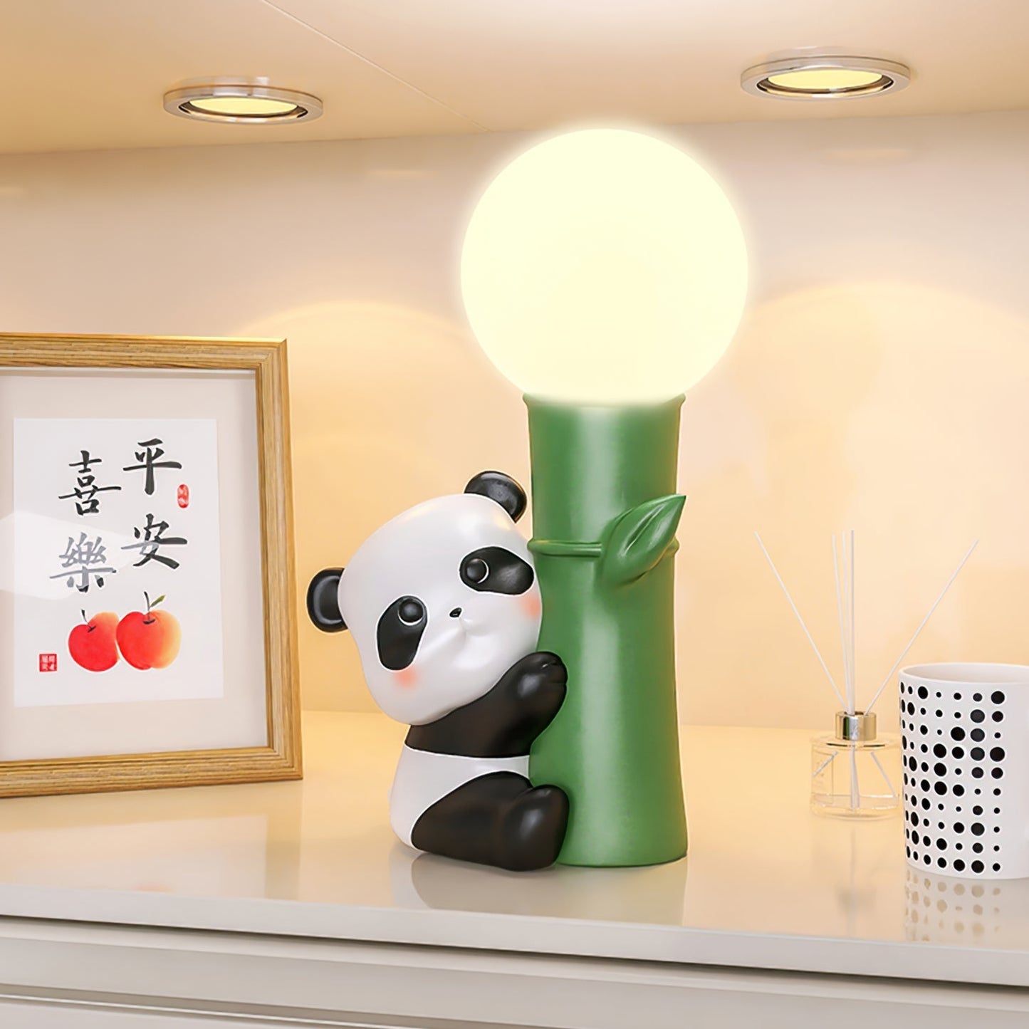 PandaBeam - Table Lamp with Panda Details and Warm Bamboo Illumination