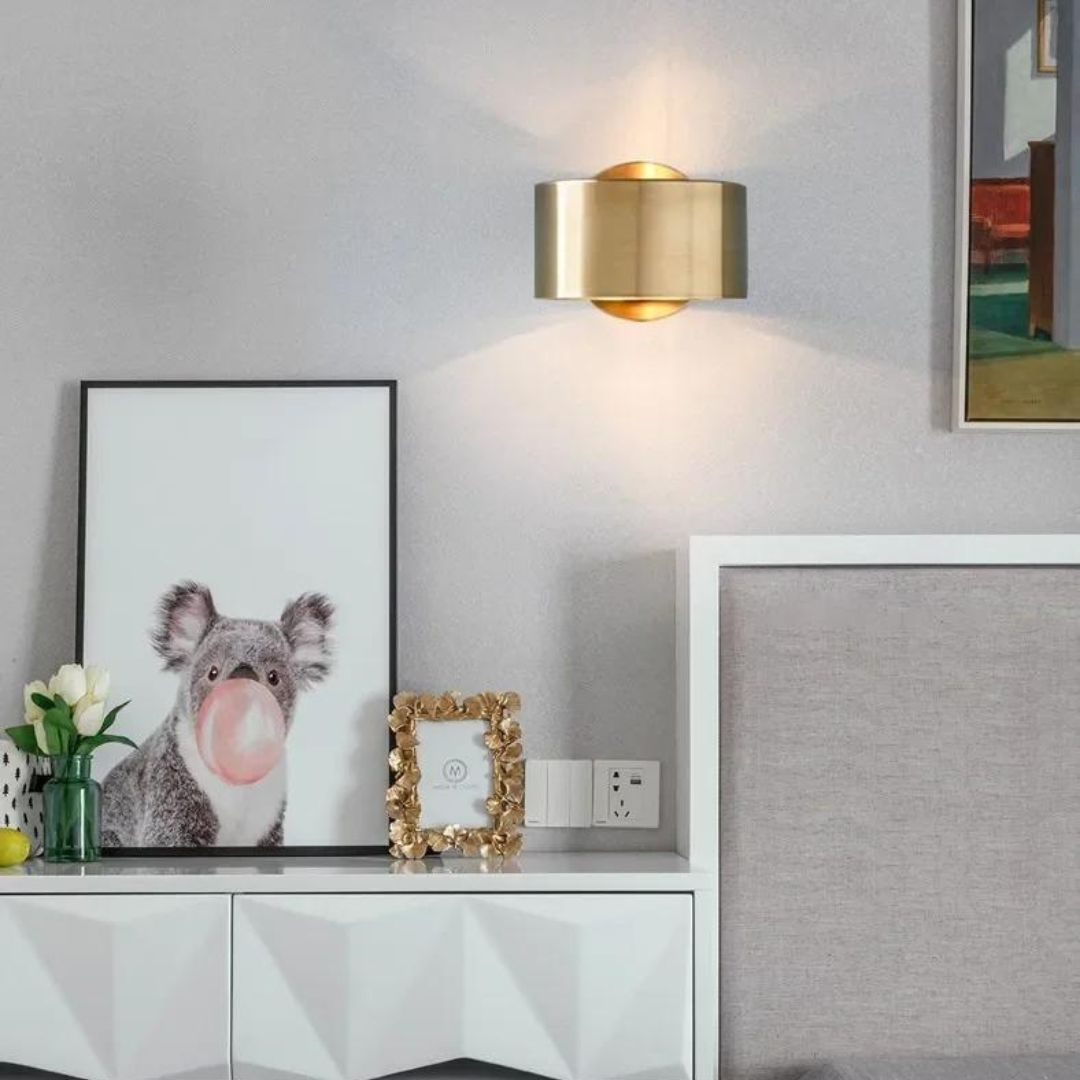 NaturaGlow – Sleek Design LED Wall Lamp