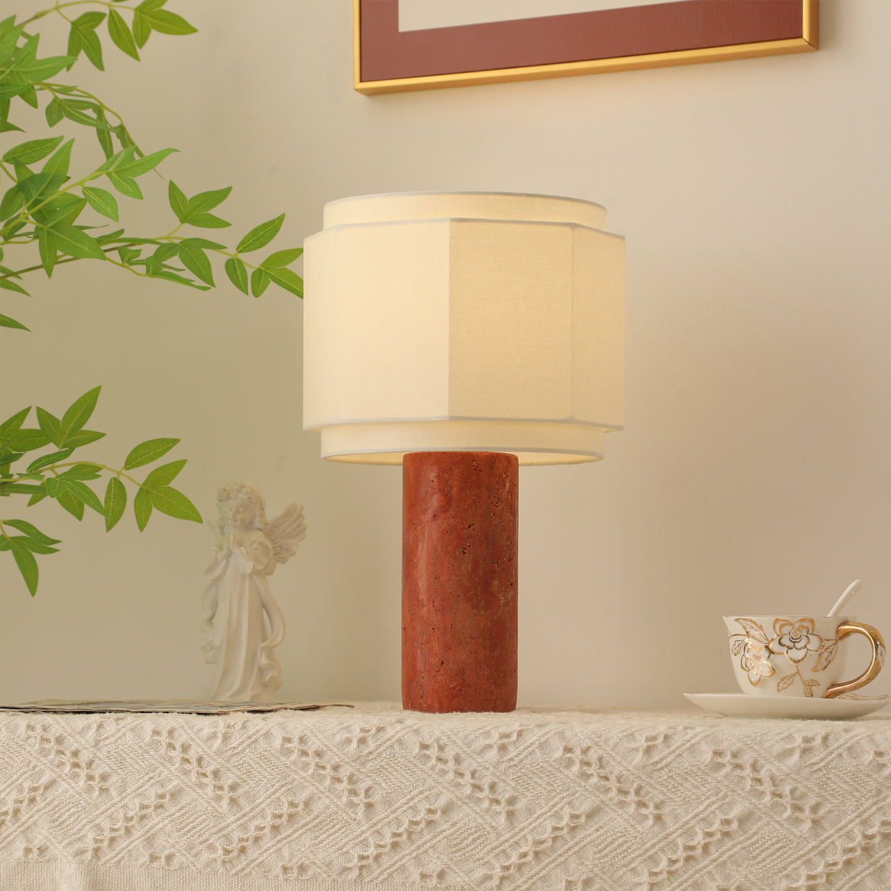 PipitoRay - Sleek Table Lamp