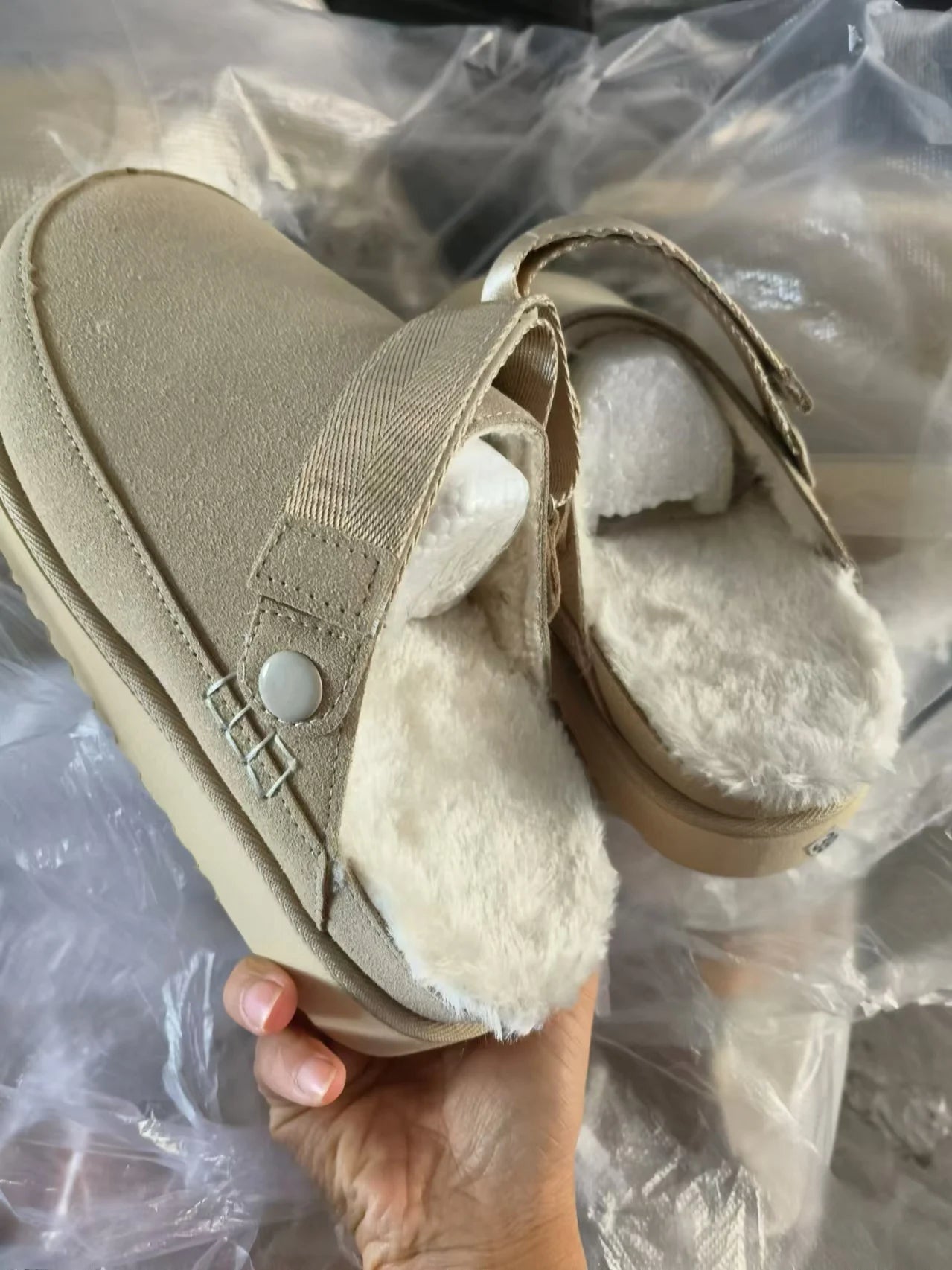 Plush Winter Women's Slippers - Elegant Large Size 43 Casual House Flats with Non-Slip Sole 10