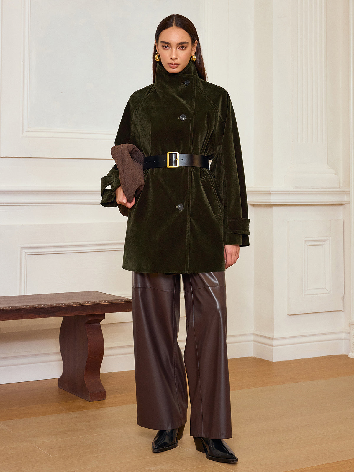 Pocketed Velvet Coat without Belt 1