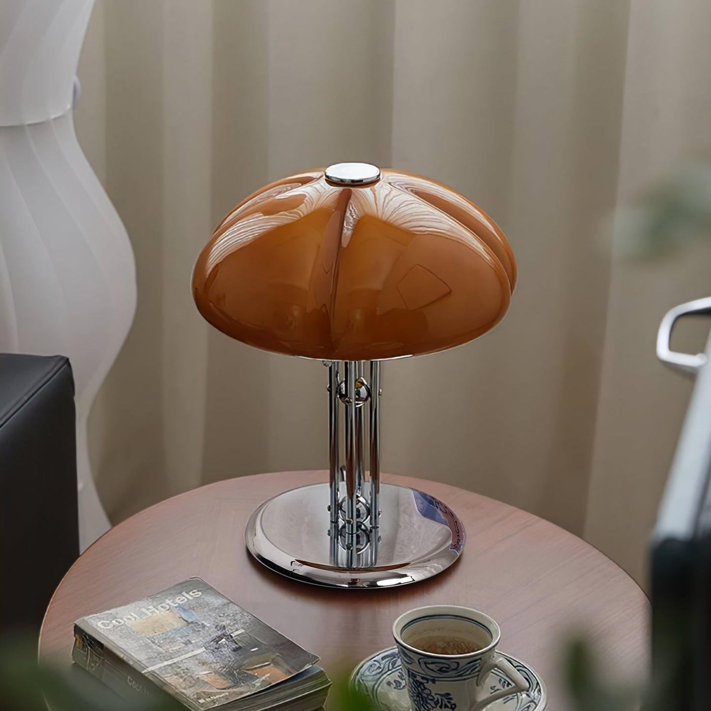 RetroGlow – Orange Glass Desk Lamp