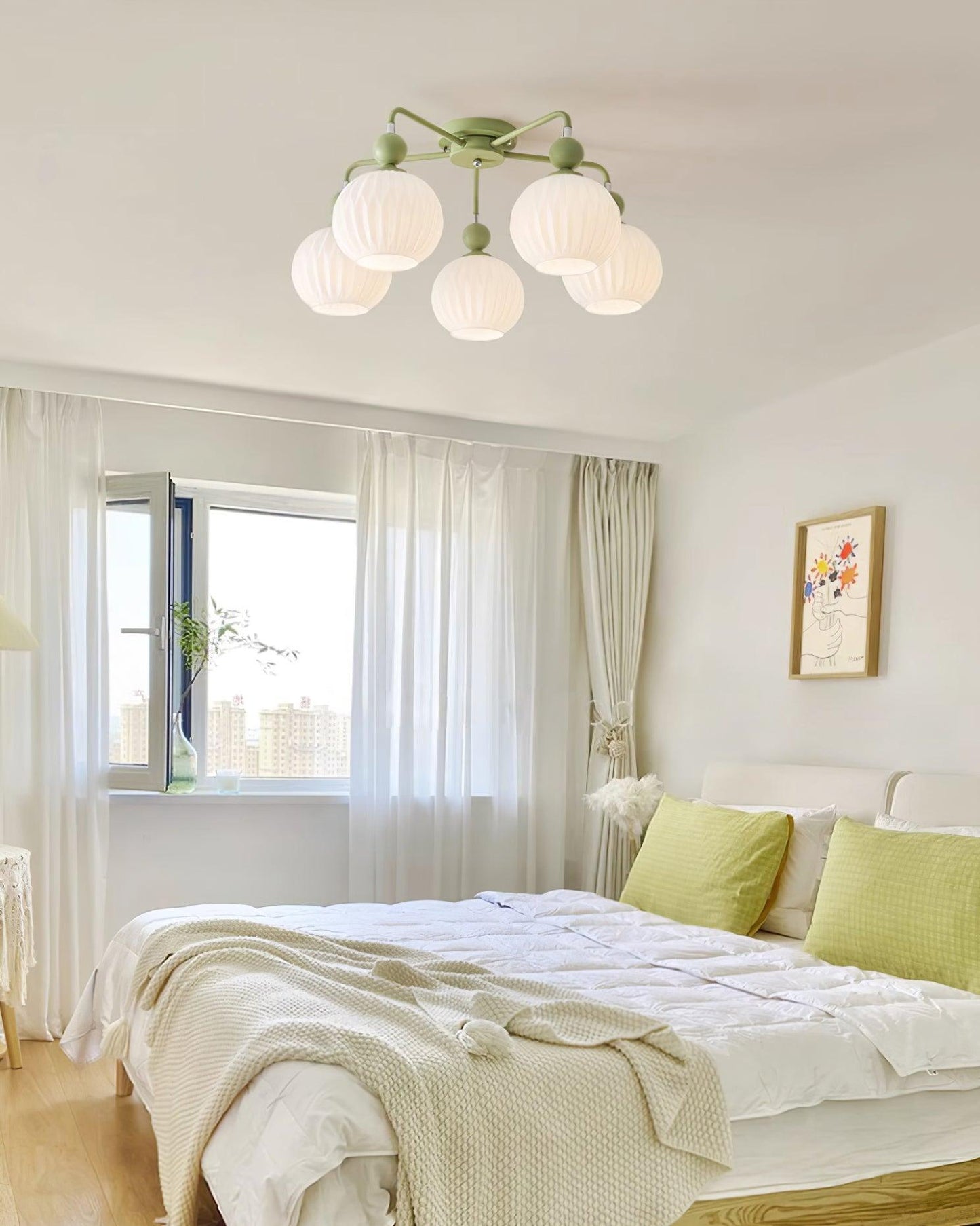 LuxeAura - Deckenlampe mit von Renee inspiriertem Design und warmem Licht