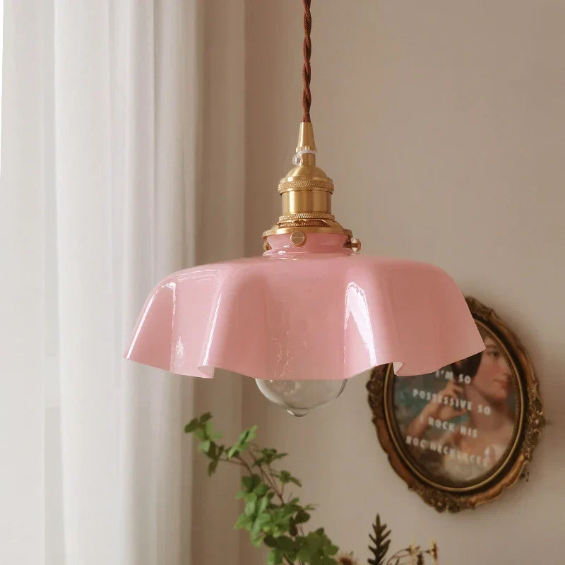 RadiantBrass – Sophisticated Pendant Light