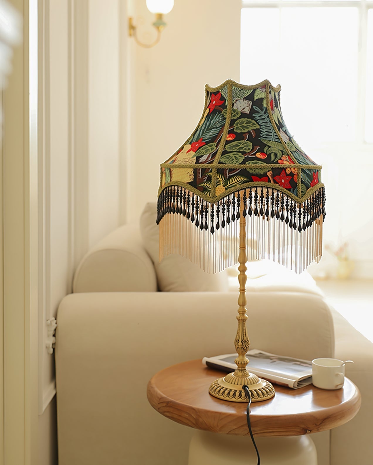 VintageBloom - Tafel Lamp in Franse Bloemmotief met Franje
