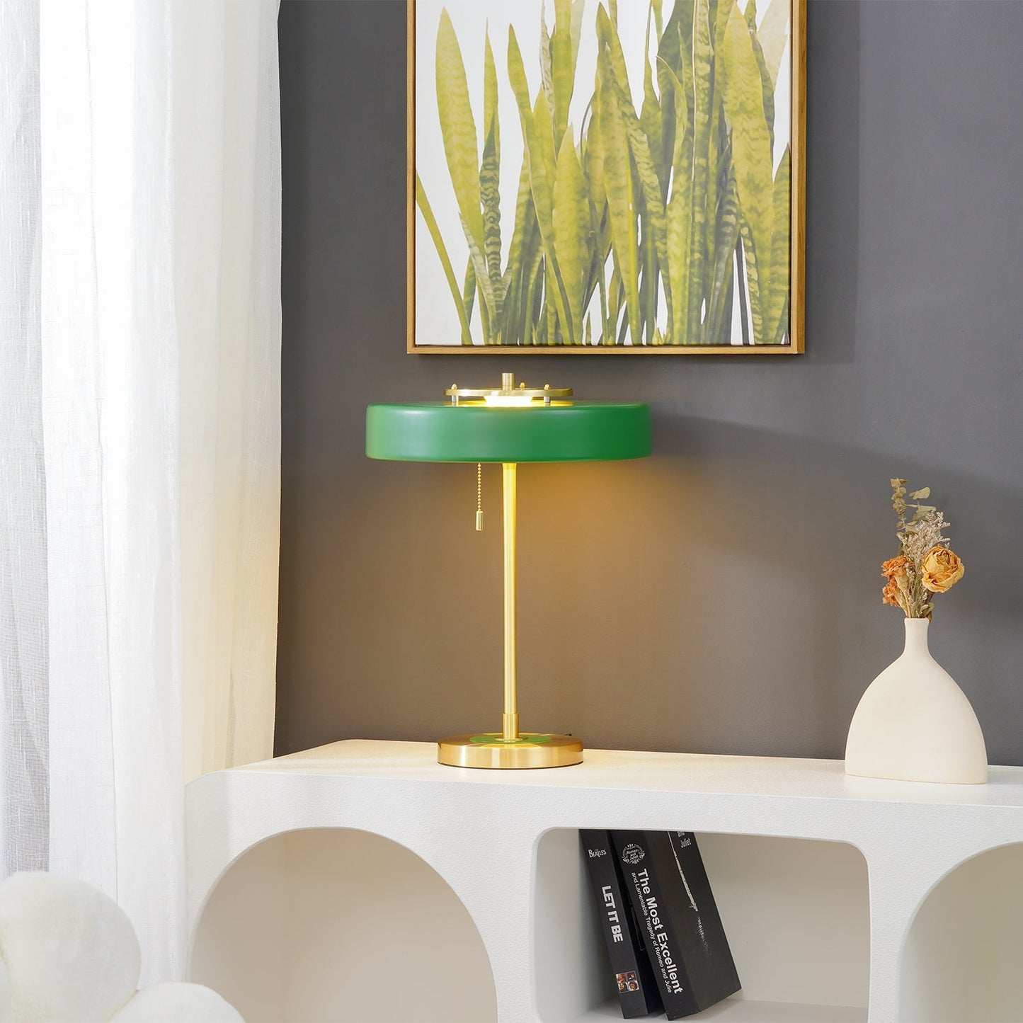 ElegantGlow – Lampada da Tavolo in Metallo e Acrilico Senza Tempo