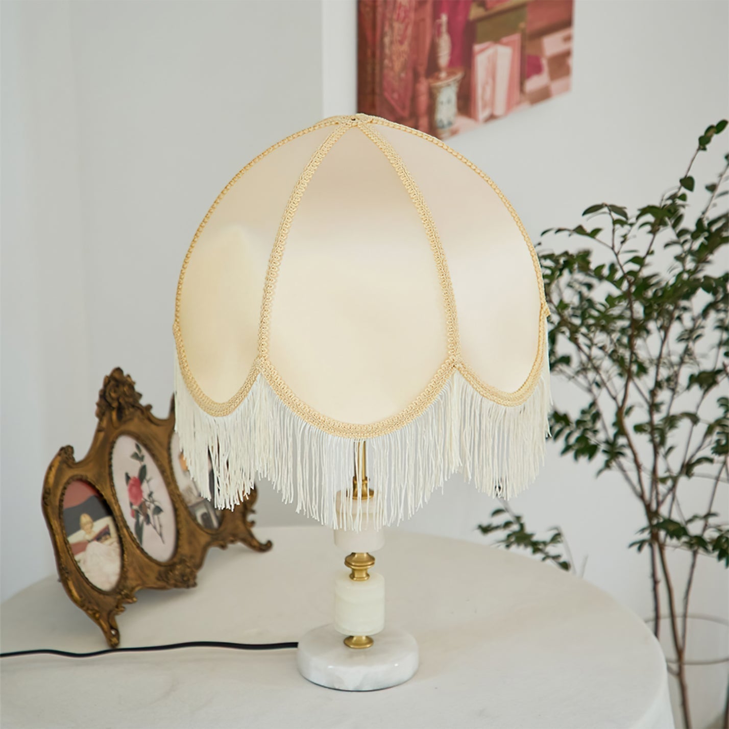 MarbleCharm – Rustic Table Lamp with Tassel Accent