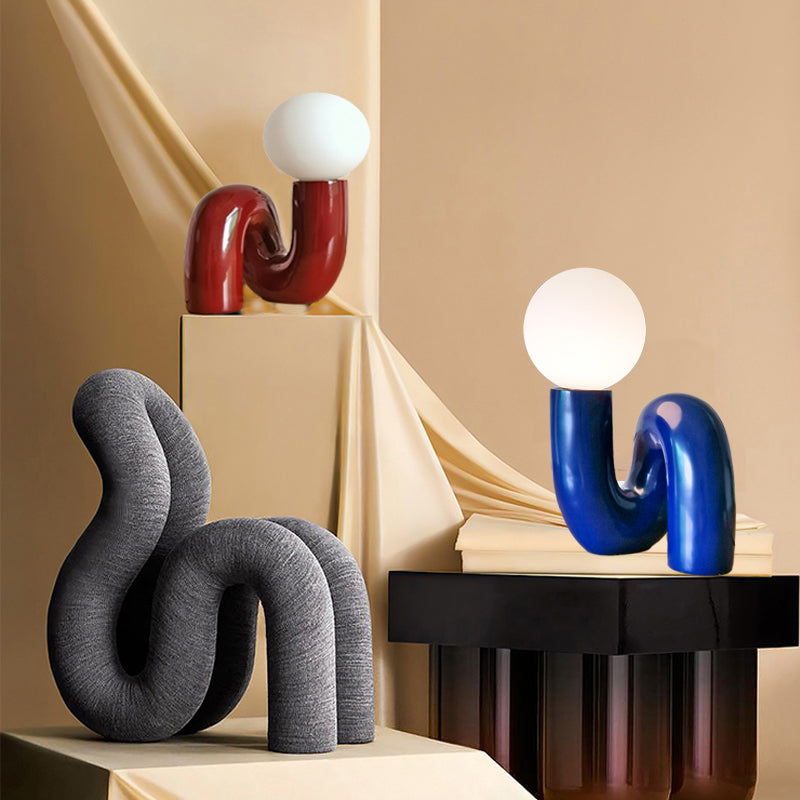 ItalicGlow – Elegant Desk Lamp with a Stylish Tilt